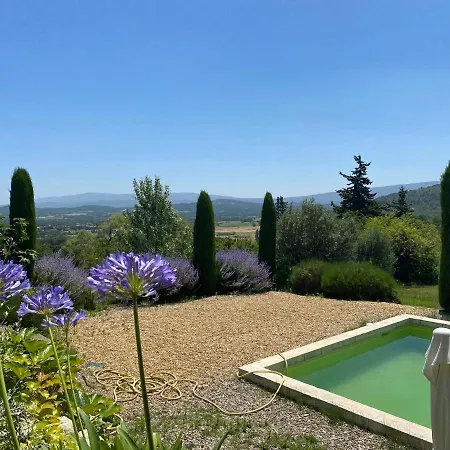 In Gordes, Facing The Entire Luberon Park A Beautiful 5 Bedrooms House Holiday home Gordes